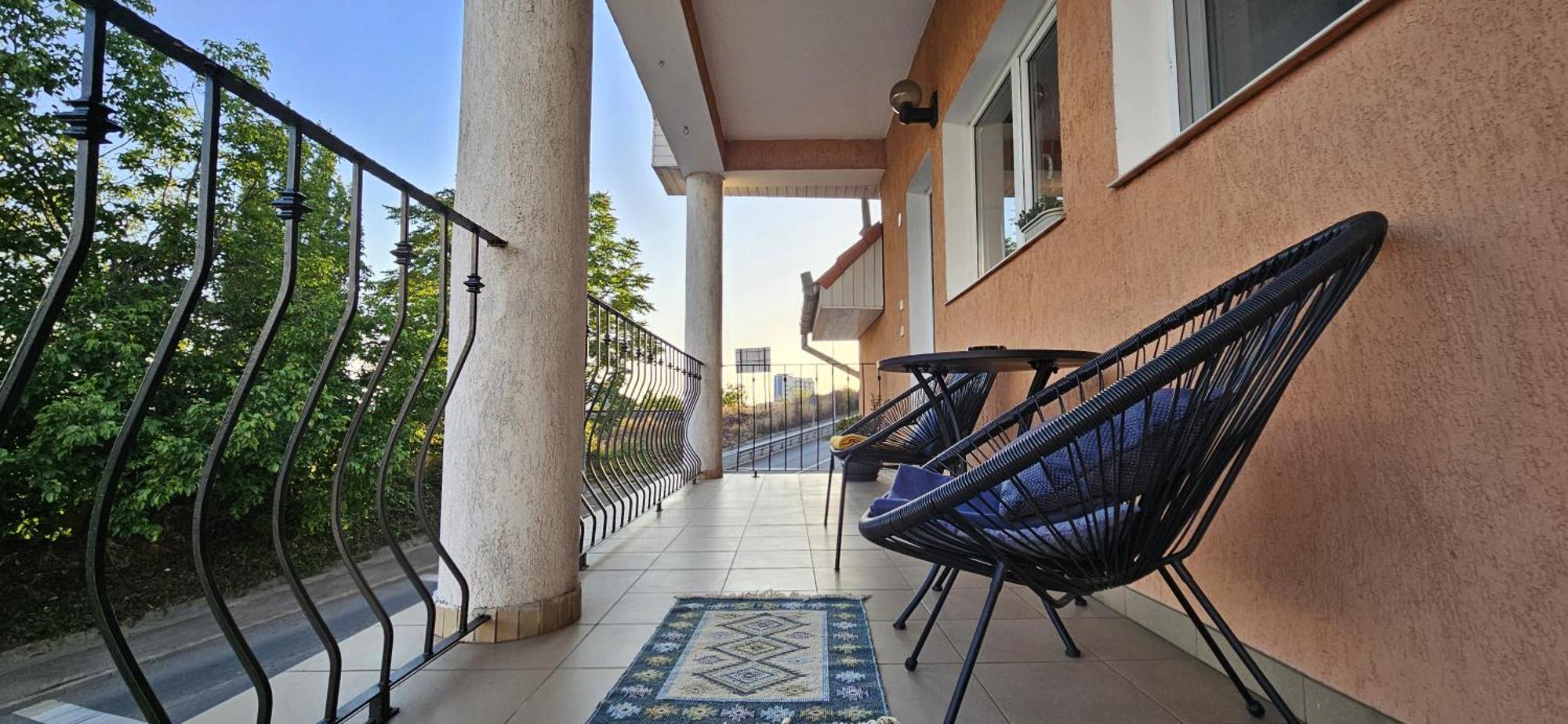 Hillside Hotel Oradea Exterior photo
